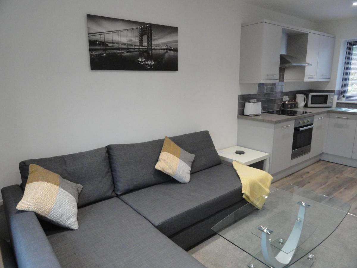 2 Bedroom Apartments In Filton By Cliftonvalley Apartments Bristol Luaran gambar