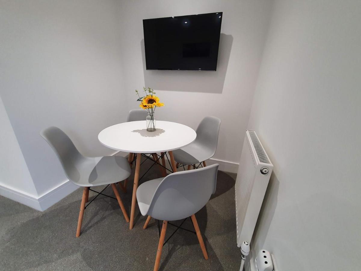 2 Bedroom Apartments In Filton By Cliftonvalley Apartments Bristol Luaran gambar